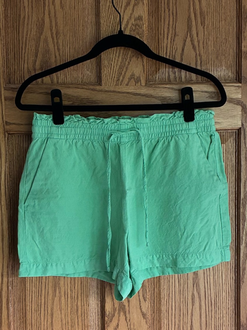 LOFT Mint Green Elastic-Waist Linen Blend Shorts - Small